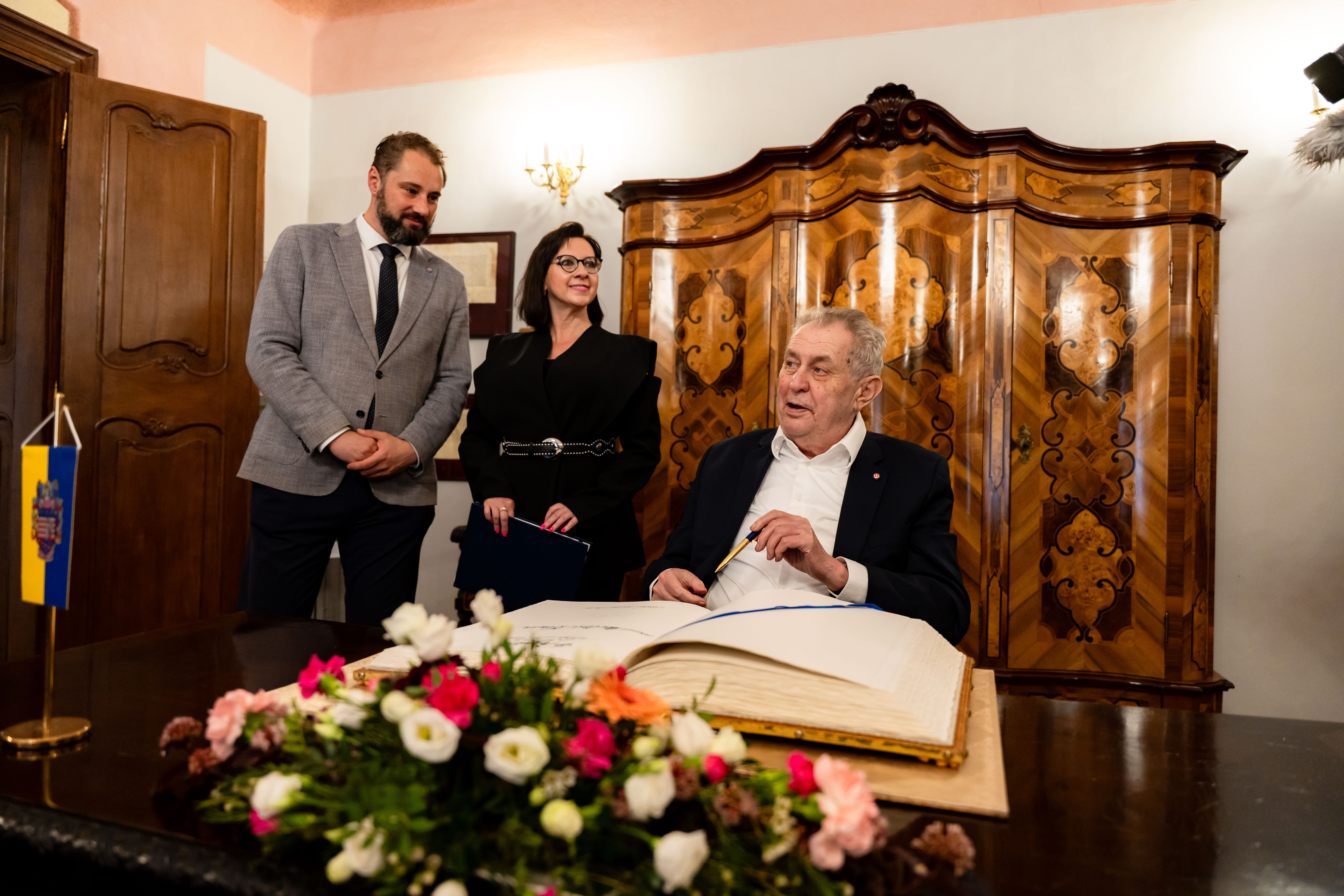 Prezident ZEMAN V Kosiciach so Schusterom -1-81